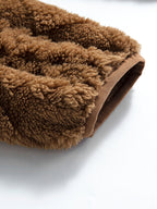 Manga y puño de chaqueta teddy marrón con tejido esponjoso y borde elástico