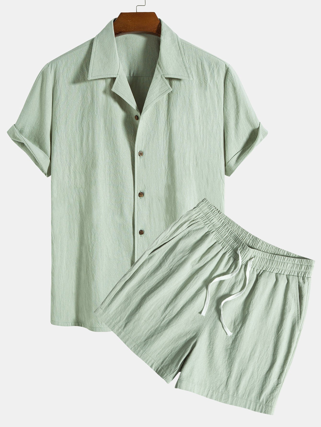 Conjunto de camisa y pantalón corto de algodón texturizado verde claro
