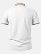 Camiseta polo blanca de espalda con cuello y ribete en color beige