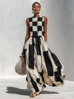 Vestido maxi sin mangas negro y blanco con cuadros, falda amplia plisada y cinturilla