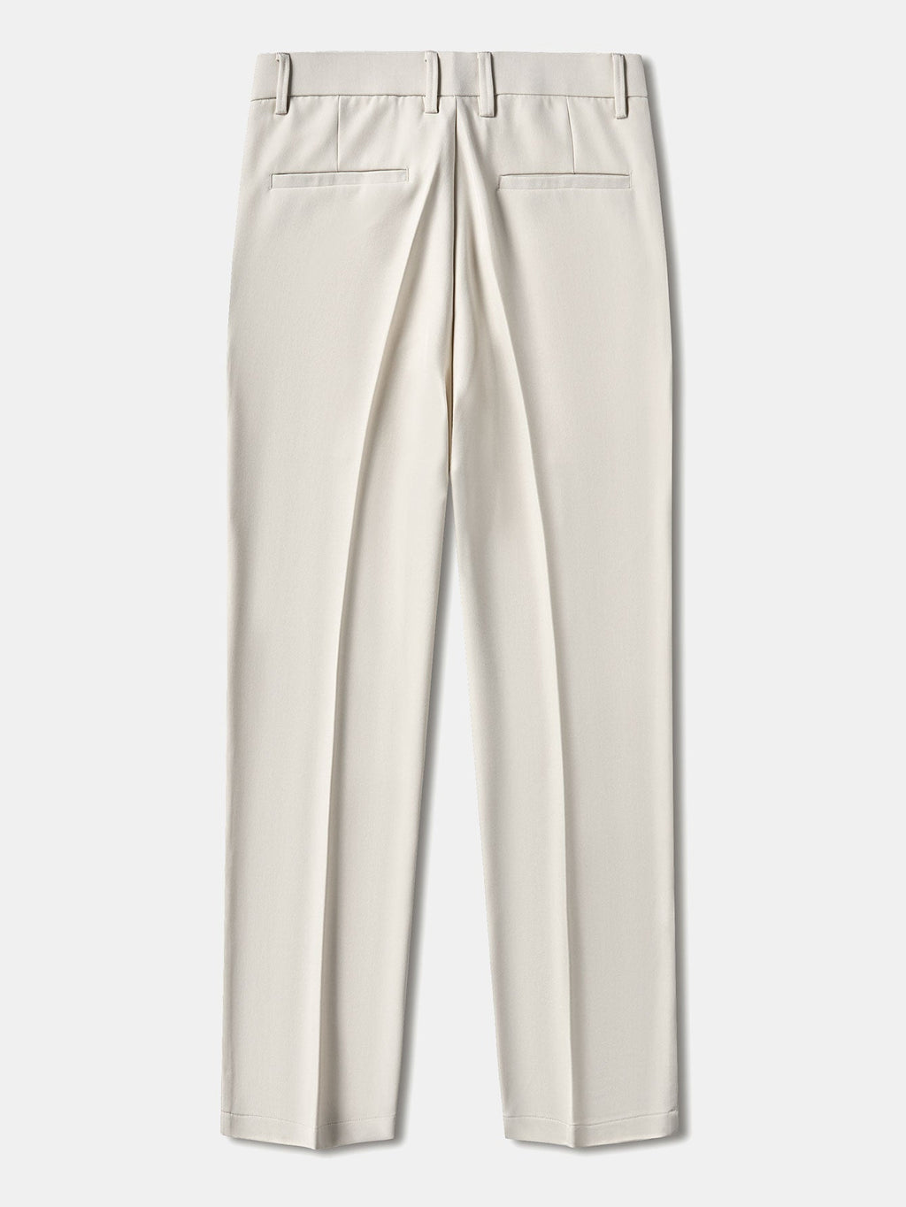 Pantalón regular esencial crema, pretina con trabillas y bolsillos con costura