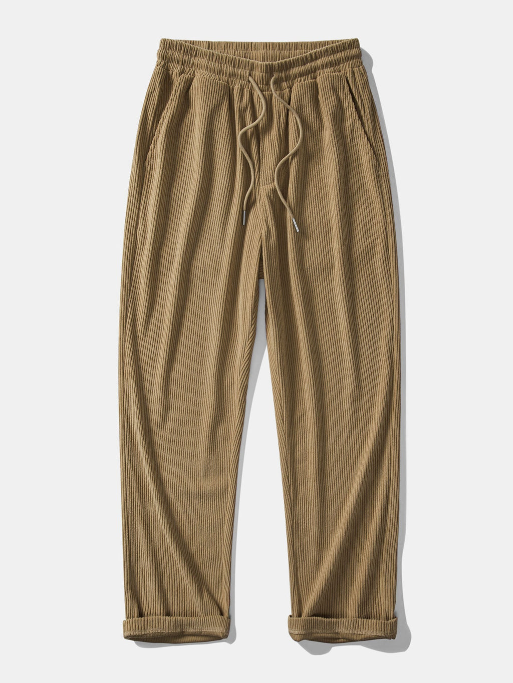 Pantalón recto de pana color camel, cintura elástica con cordón y bolsillos laterales.