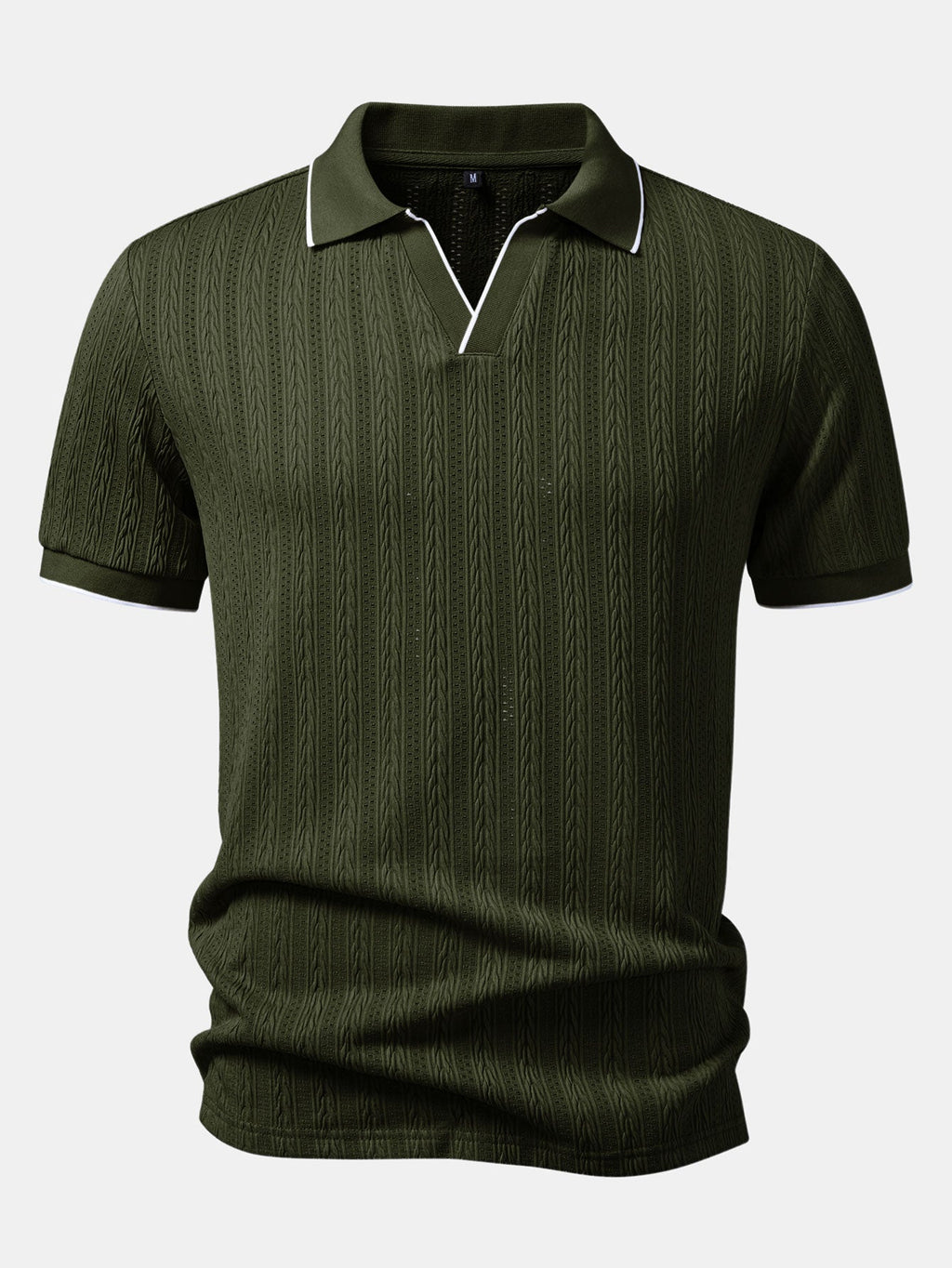 Polo verde oscuro con cuello, tejido jacquard geométrico y manga corta.