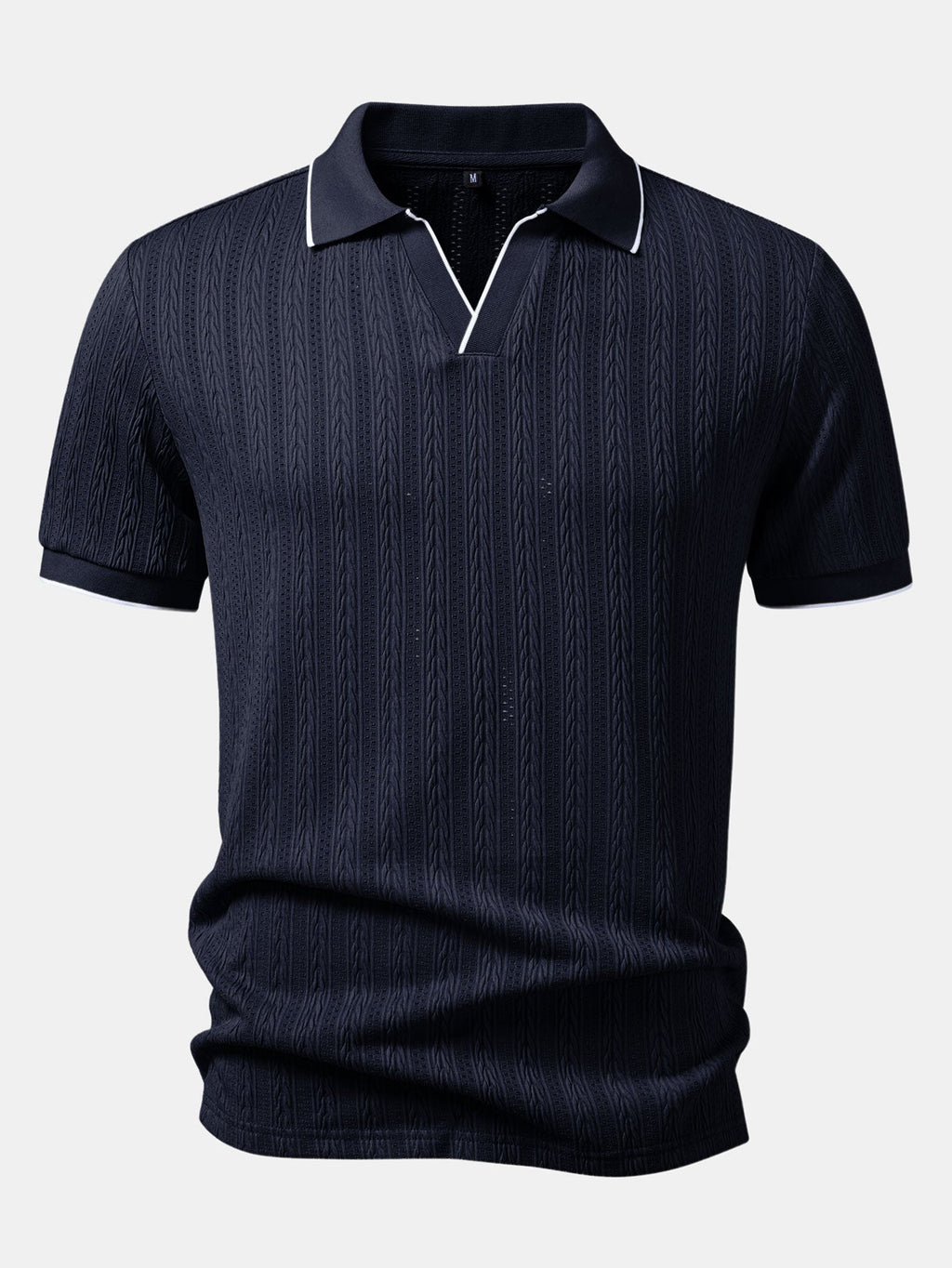 Polo de jacquard geométrico azul marino con cuello clásico y cierre tipo media cremallera