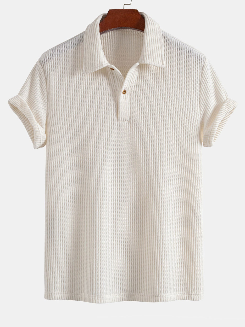 Polo blanco roto con cuello camisero y manga corta