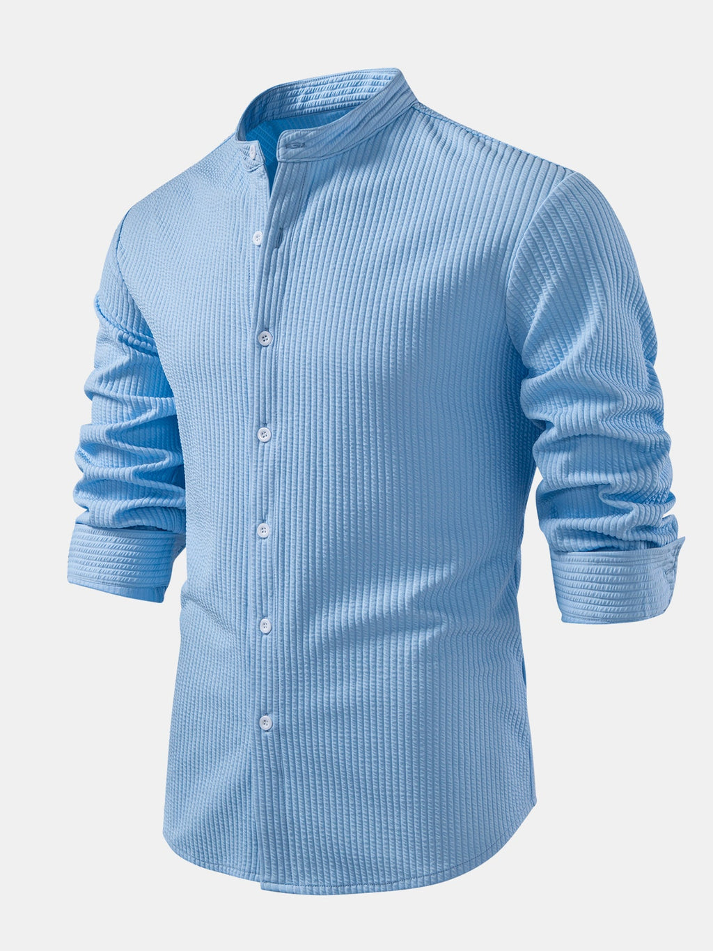 Camisa entallada de manga larga acanalada azul claro con botones y cuello de pie