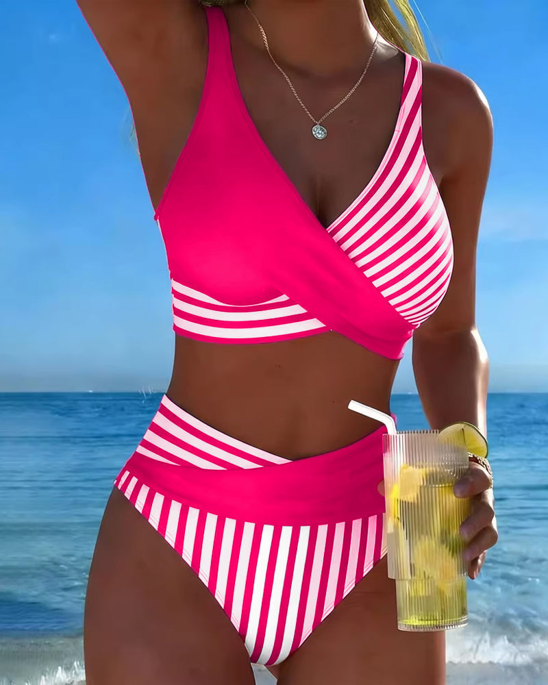Bikini de rayas cruzado Giulia fucsia y blanco, top cruzado y braguita a rayas