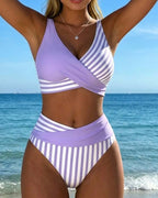 Bikini cruzado lila y blanco de rayas, top cruzado y braguita de tiro alto