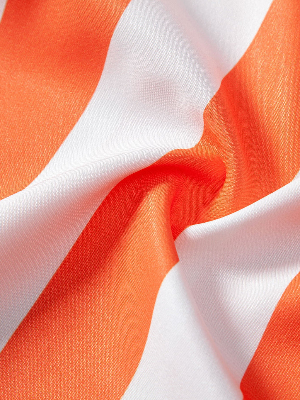 Camisa de rayas naranjas y blancas: tejido a rayas con pliegues