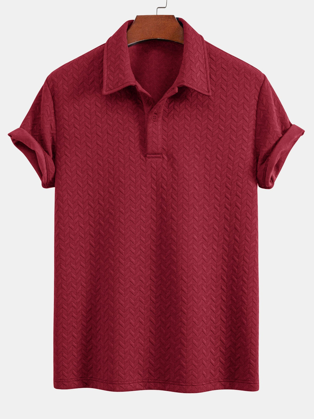 Polo de jacquard geométrico granate, cuello con botones y manga corta