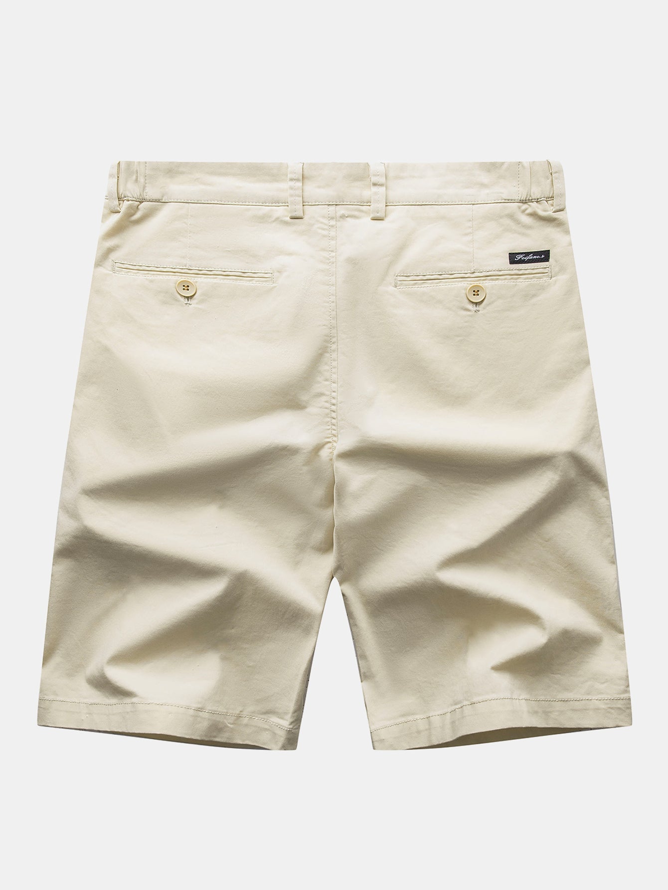 Pantalón corto beige claro de algodón, bolsillos traseros y cintura con botón