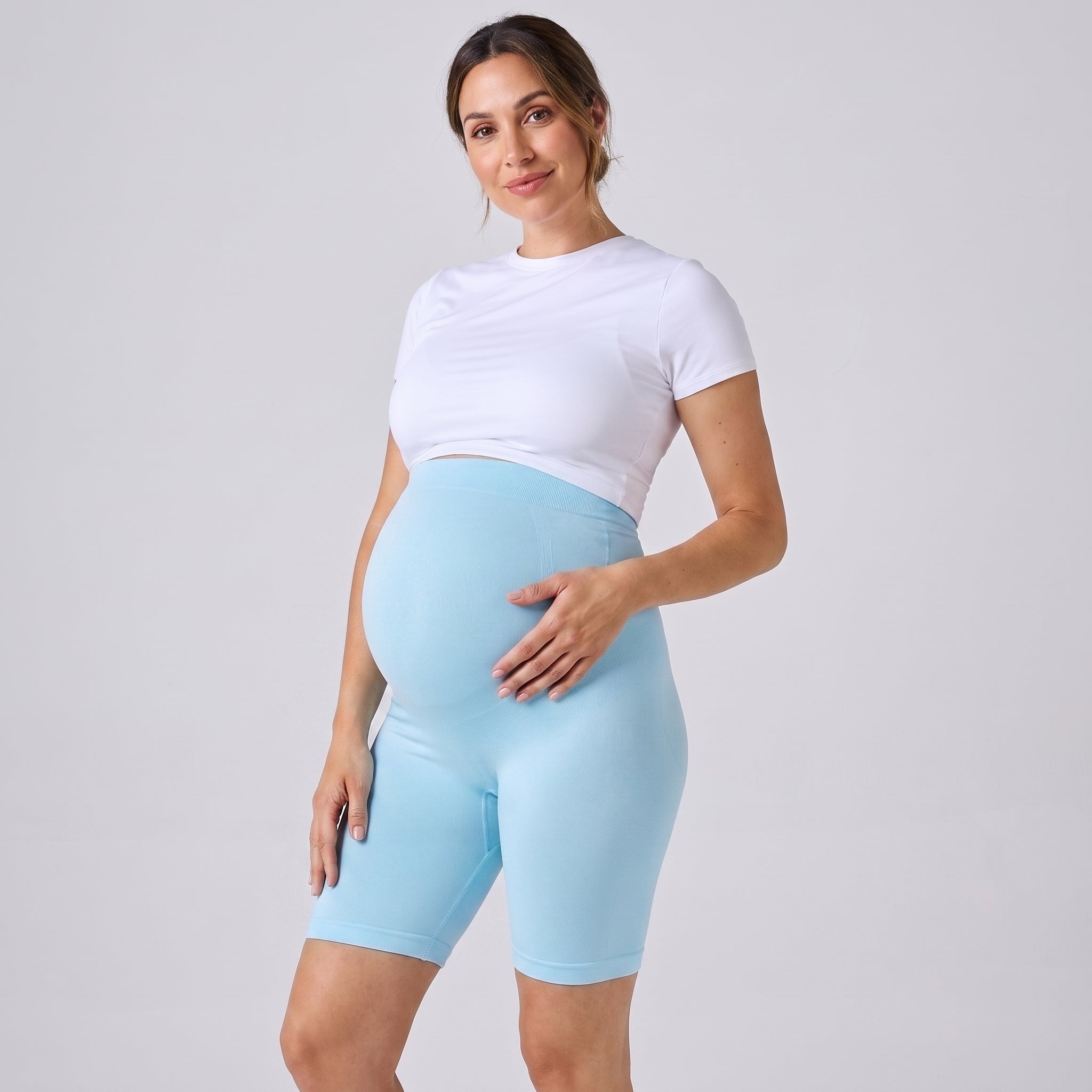 Leggings premamá de pierna corta azul claro, cintura ancha