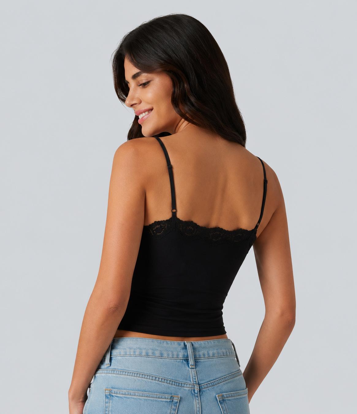 Top de encaje Valeria negro, vista trasera con tirantes finos y borde de encaje