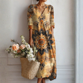 Vestido floral Dora™ midi beige con escote en V, mangas 3/4 y estampado mandala