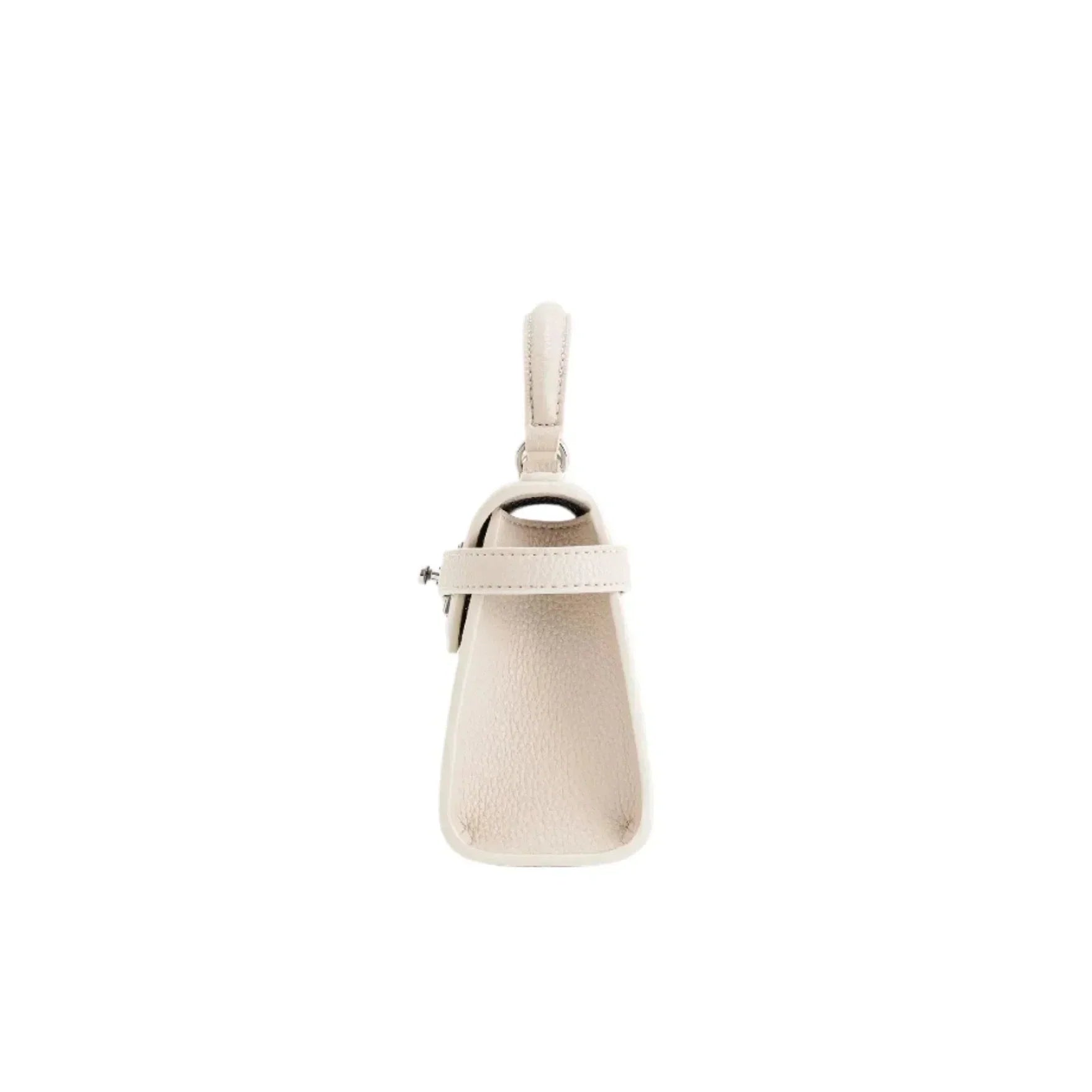 Bolso Ciela Spiral blanco, detalle de asa y correas laterales con cierre