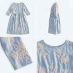 Vestido floral Cátia azul con bordado beige, cuello redondo y manga tres cuartos