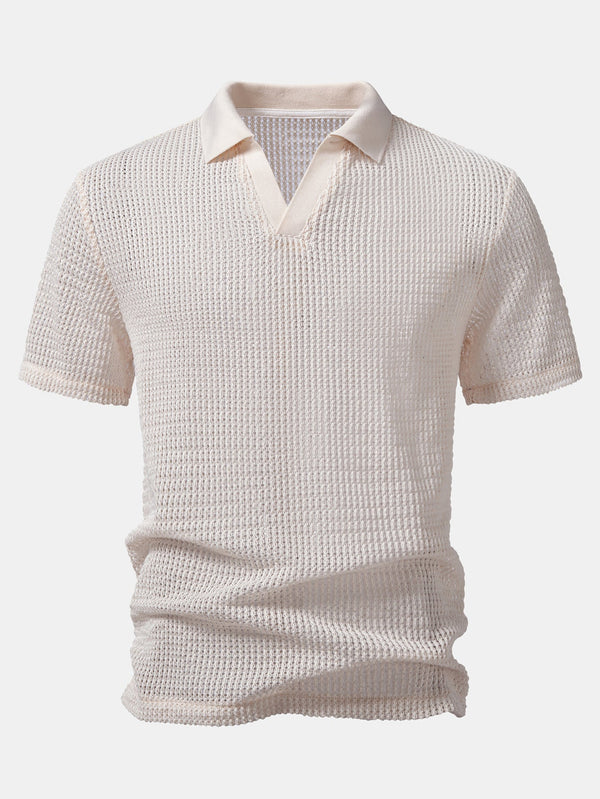 Polo de punto calado beige con cuello en V y manga corta