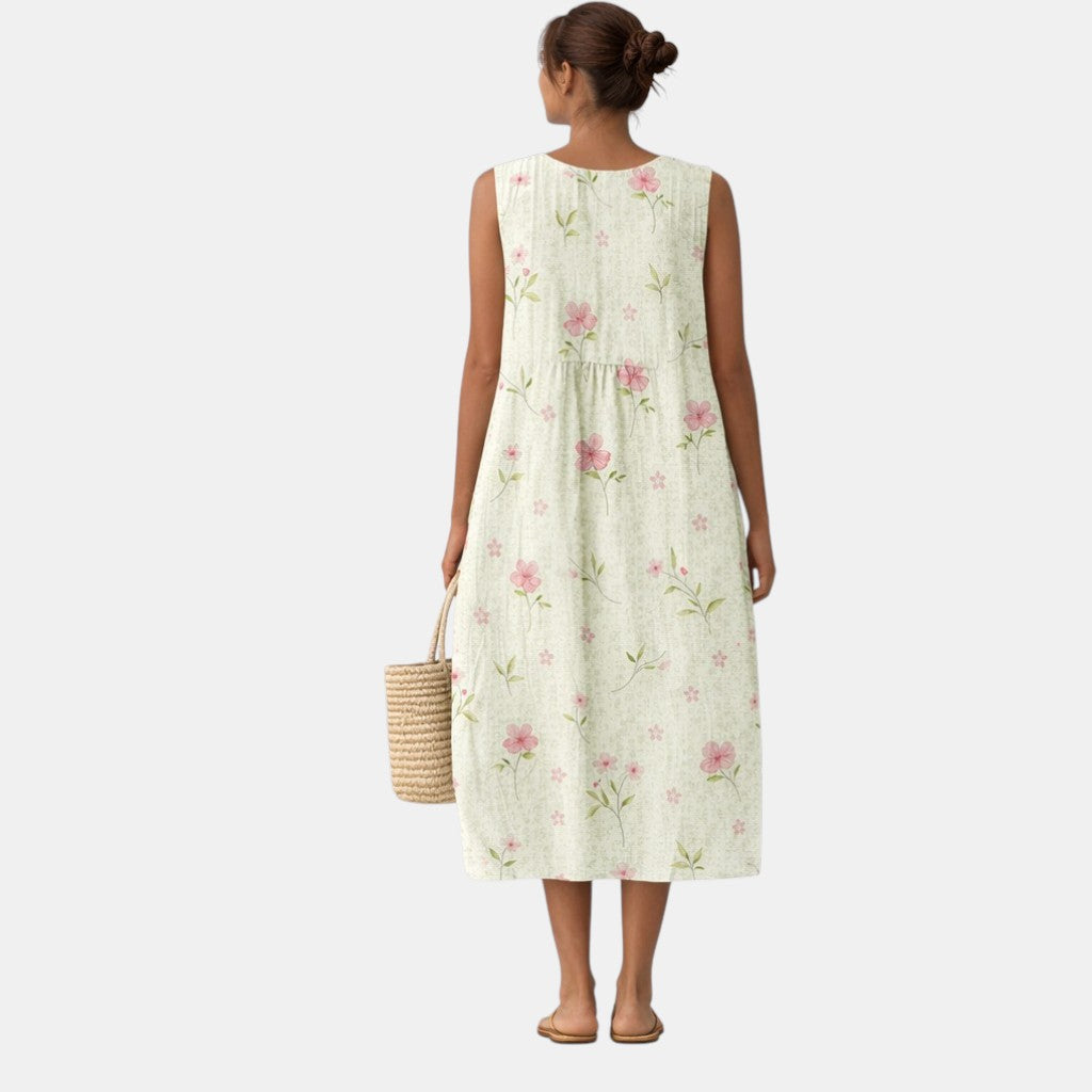Vestido midi sin mangas, estampado floral; espalda recta con fruncido bajo el busto