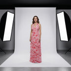 Vestido largo sin mangas, rosa con estampado floral y capas superpuestas