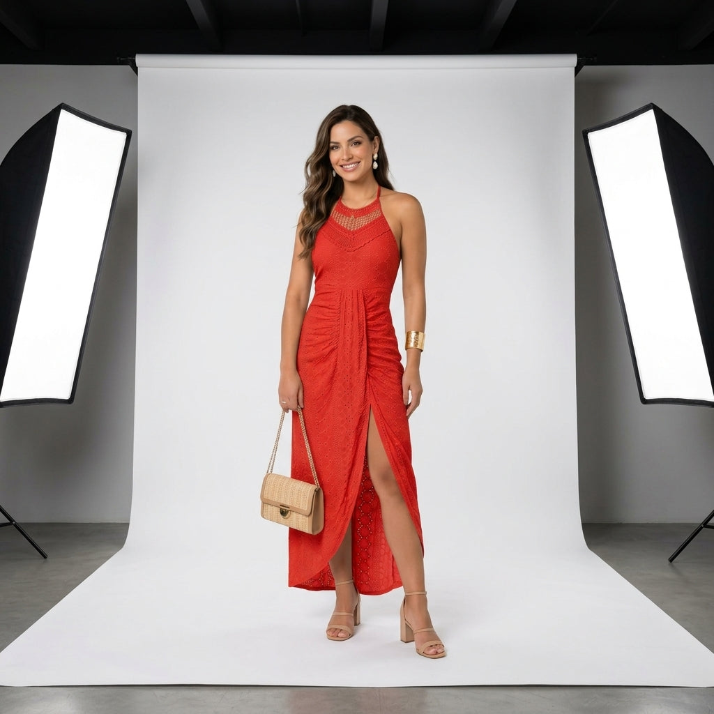 Vestido Élan rojo con tirantes finos y abertura frontal larga