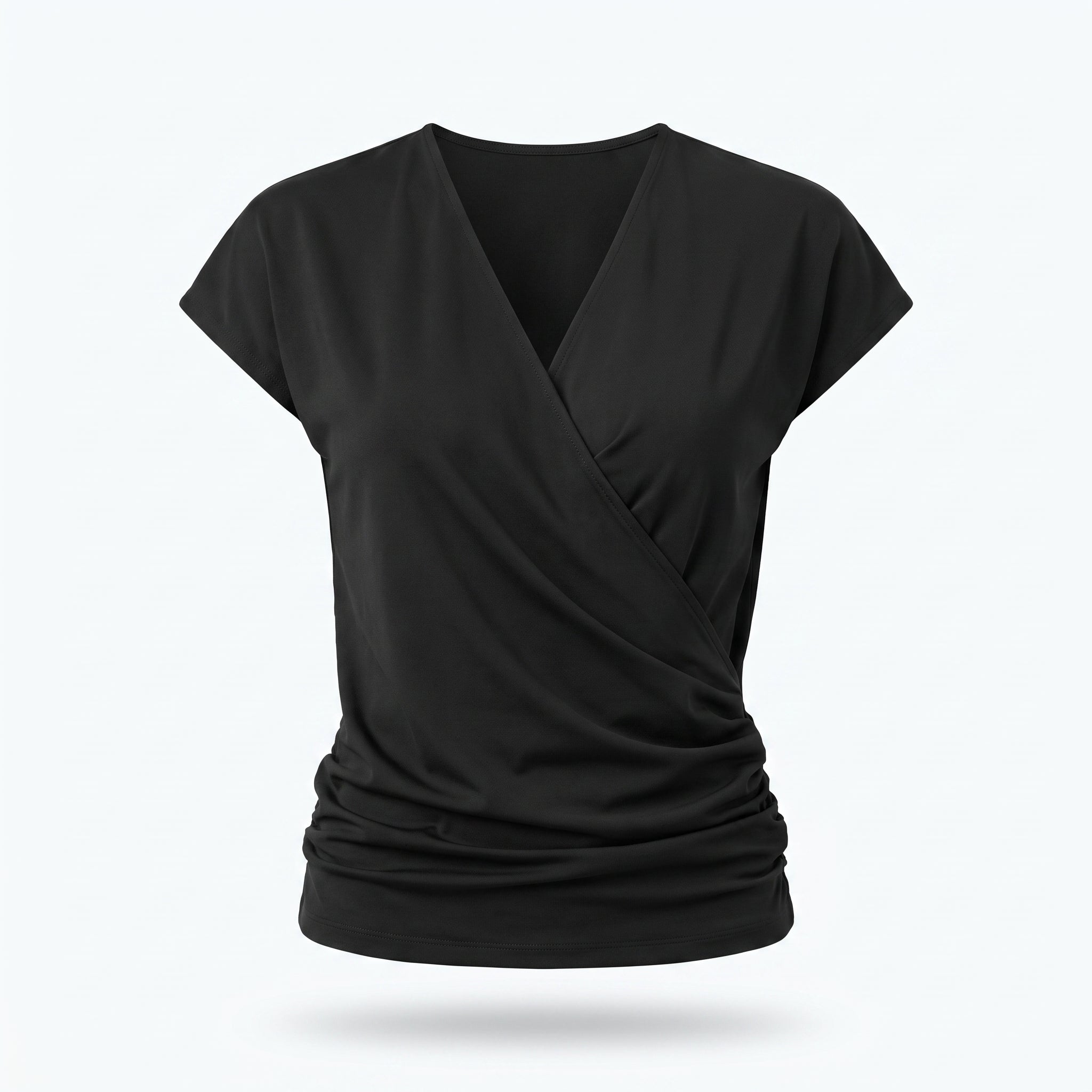 Blusa negra de cuello en V cruzado y manga corta, frunce lateral en la cintura