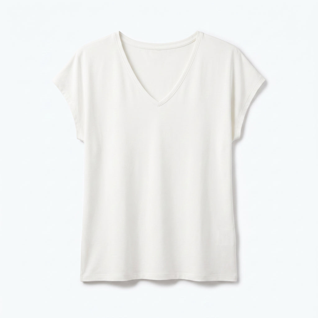 Top Luna crema con escote en pico y cuello de canalé fino