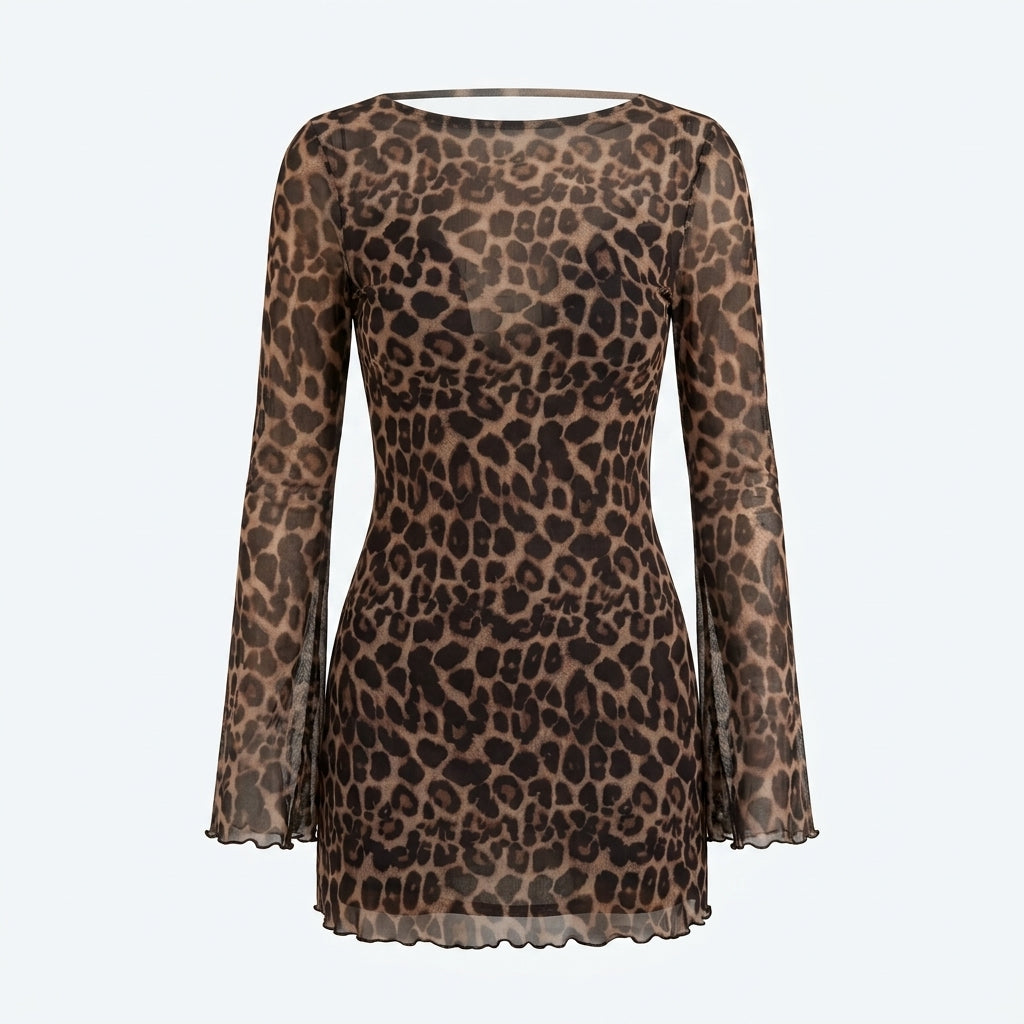 Vestido Salvaje de Selene estampado leopardo, manga larga y falda tipo camiseta corta