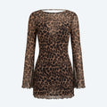 Vestido Salvaje de Selene estampado leopardo, manga larga y falda tipo camiseta corta