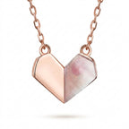 Colgante corazón bicolor con nácar rosa y jaspeado, con cadena de eslabones