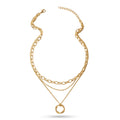 Collar de capas dorado con tres cadenas y colgante anillo con forma de corazón