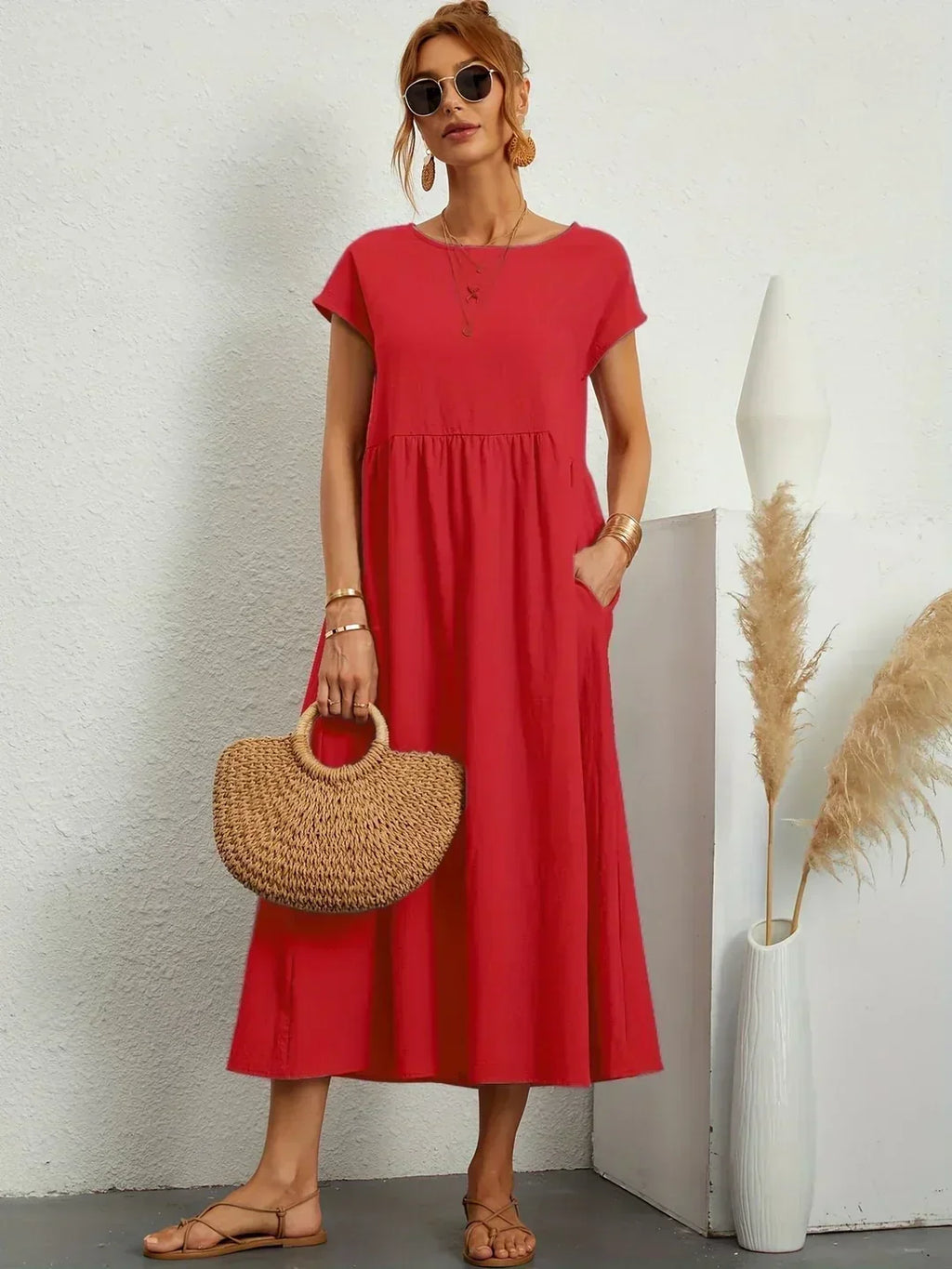 Vestido midi rojo con manga corta y fruncido en la cintura, falda con vuelo