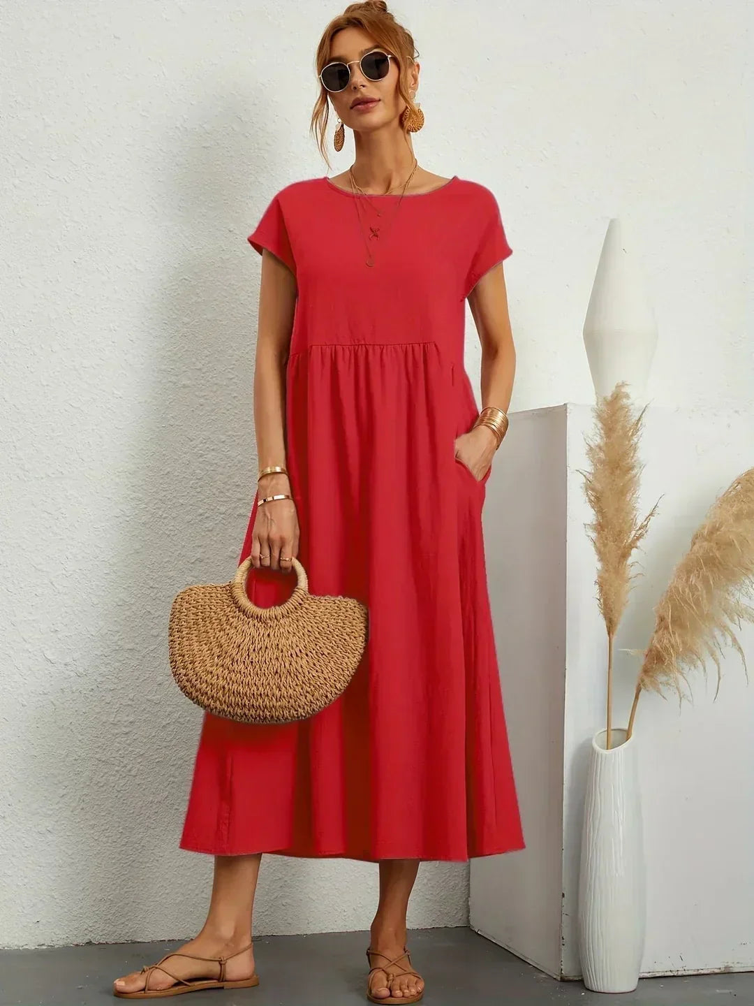 Vestido midi rojo con manga corta y fruncido en la cintura, falda con vuelo