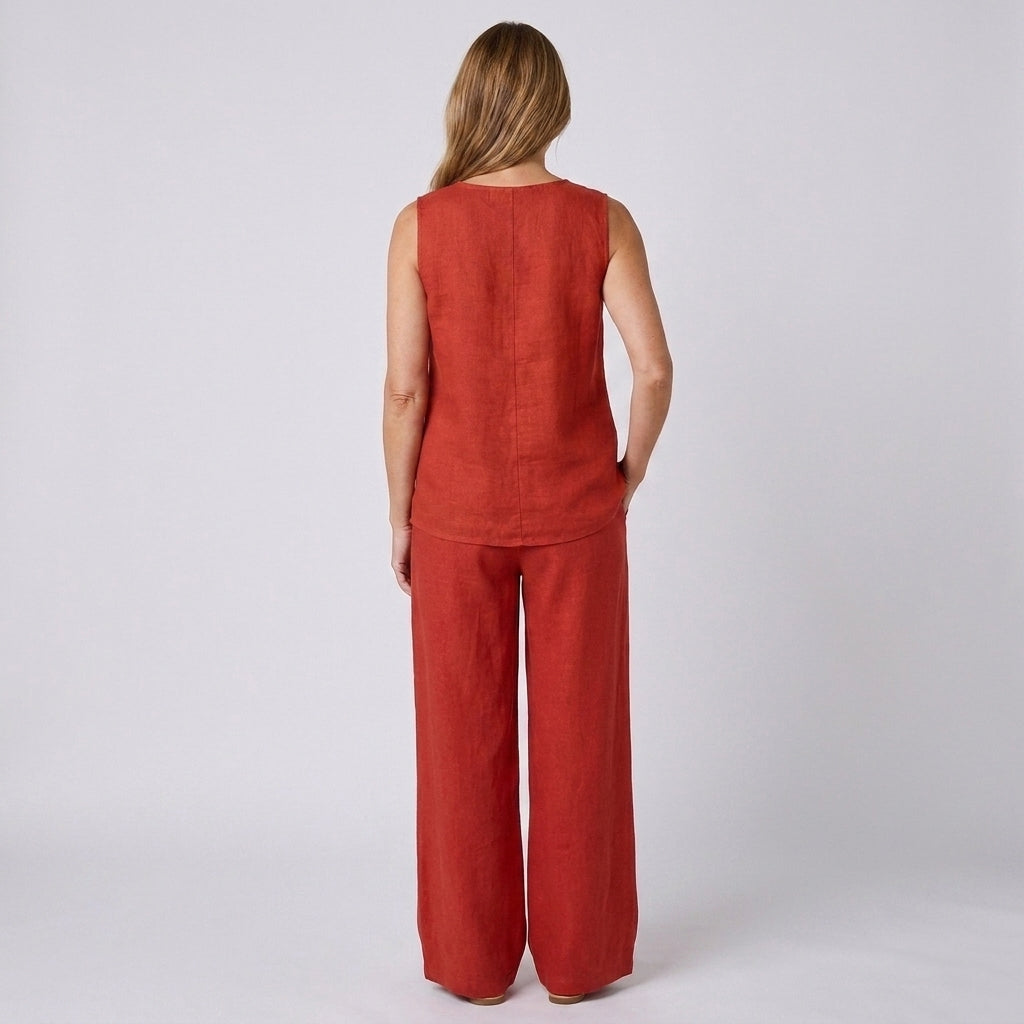 Conjunto rojo de lino y algodón: top sin mangas con espalda amplia y pantalón ancho largo