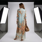 Vestido azul claro largo con espalda estampada paisley y cuello camisero