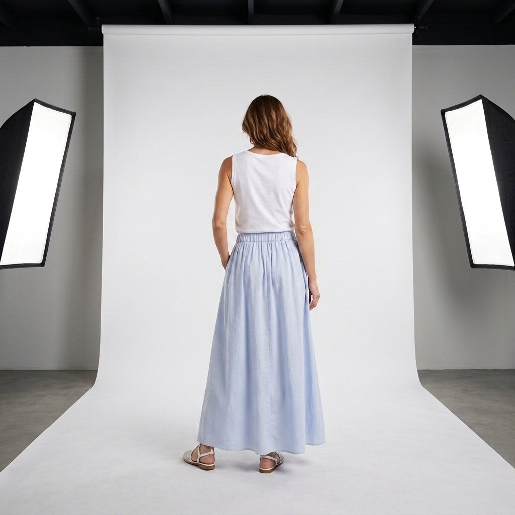Falda midi de algodón azul claro con cinturilla elástica y vuelo