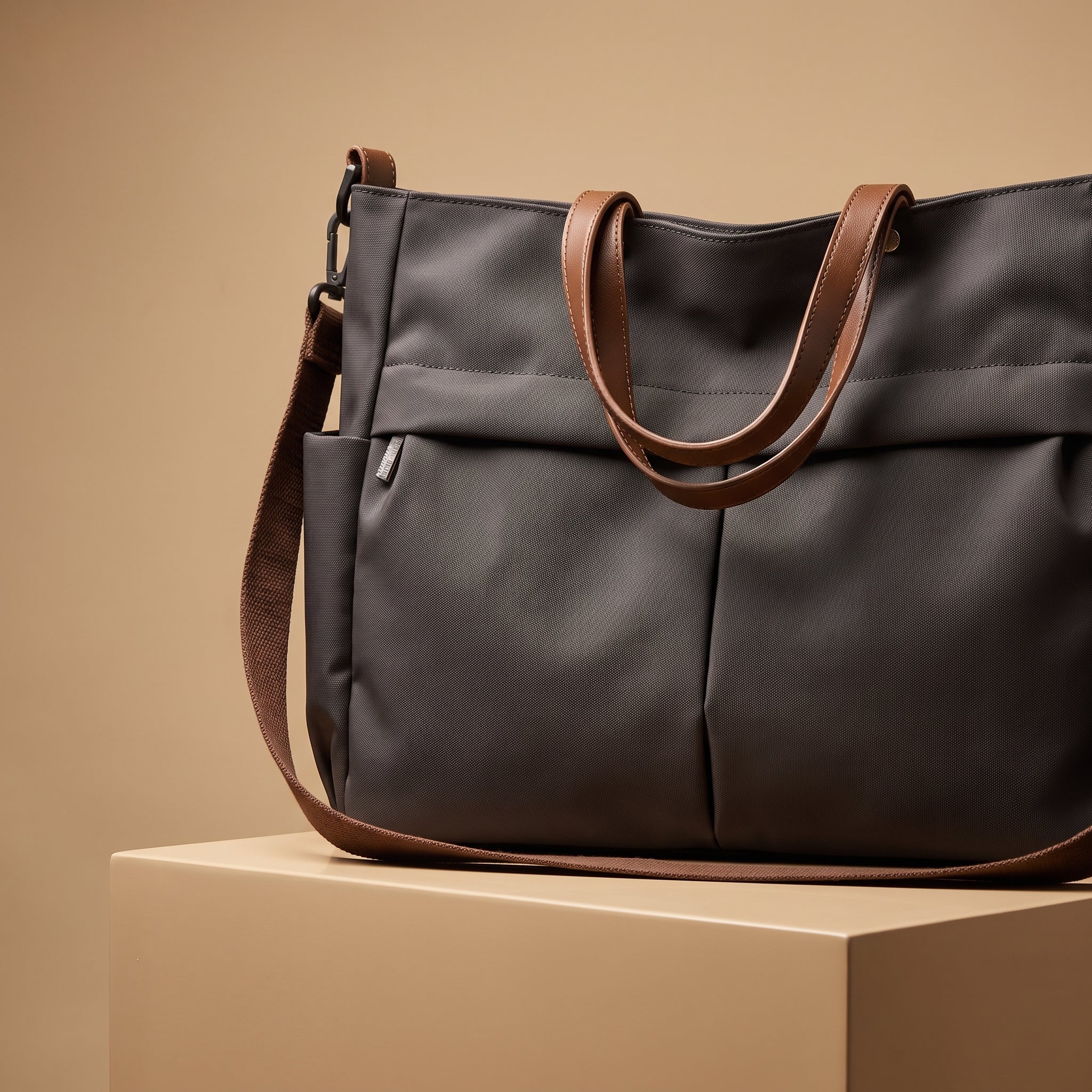 Bolso Tote Multibolsillos "Chelsea"