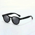 Gafas de sol Cannes Horizon con montura negra y lentes oscuras