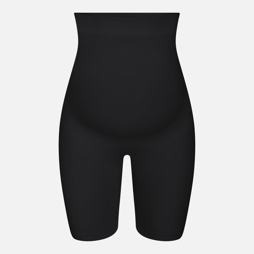 Shorts de maternidad negros de cintura alta con soporte para el vientre