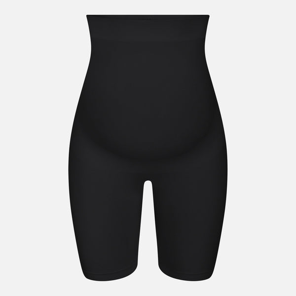 Shorts de maternidad negros de cintura alta con soporte para el vientre