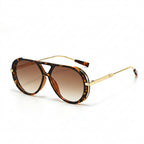 Gafas de sol aviador marrón con montura dorada y lentes café degradado