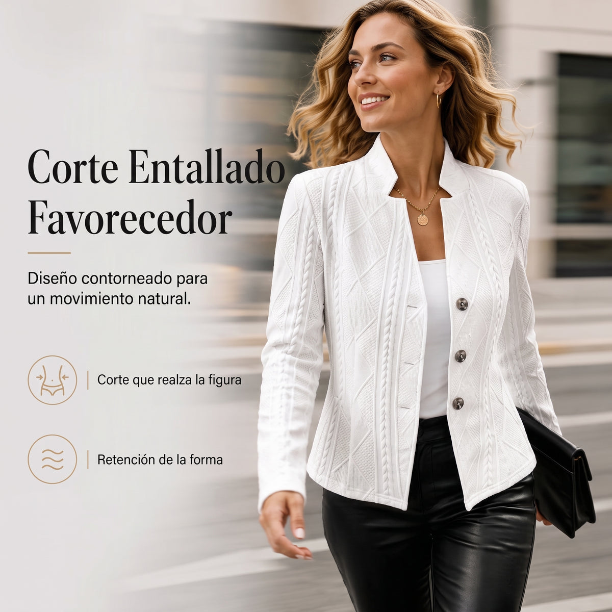 Chaqueta SOFI texturizada blanca con botones metálicos y solapa, corte entallado
