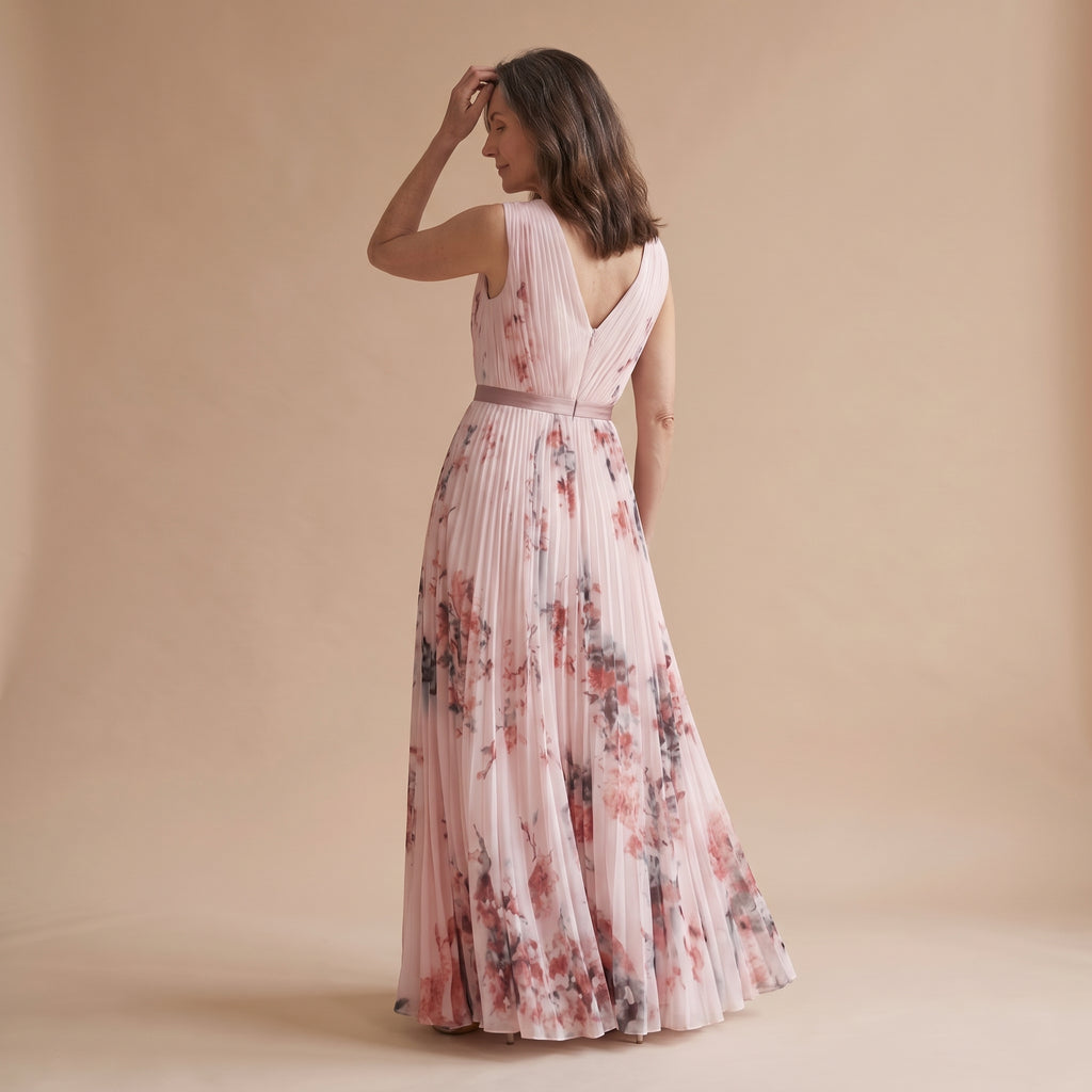 Vestido midi sin mangas con escote V y estampado floral rosa y blanco