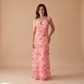 Vestido largo rosa con estampado floral, escote en V y tirantes finos