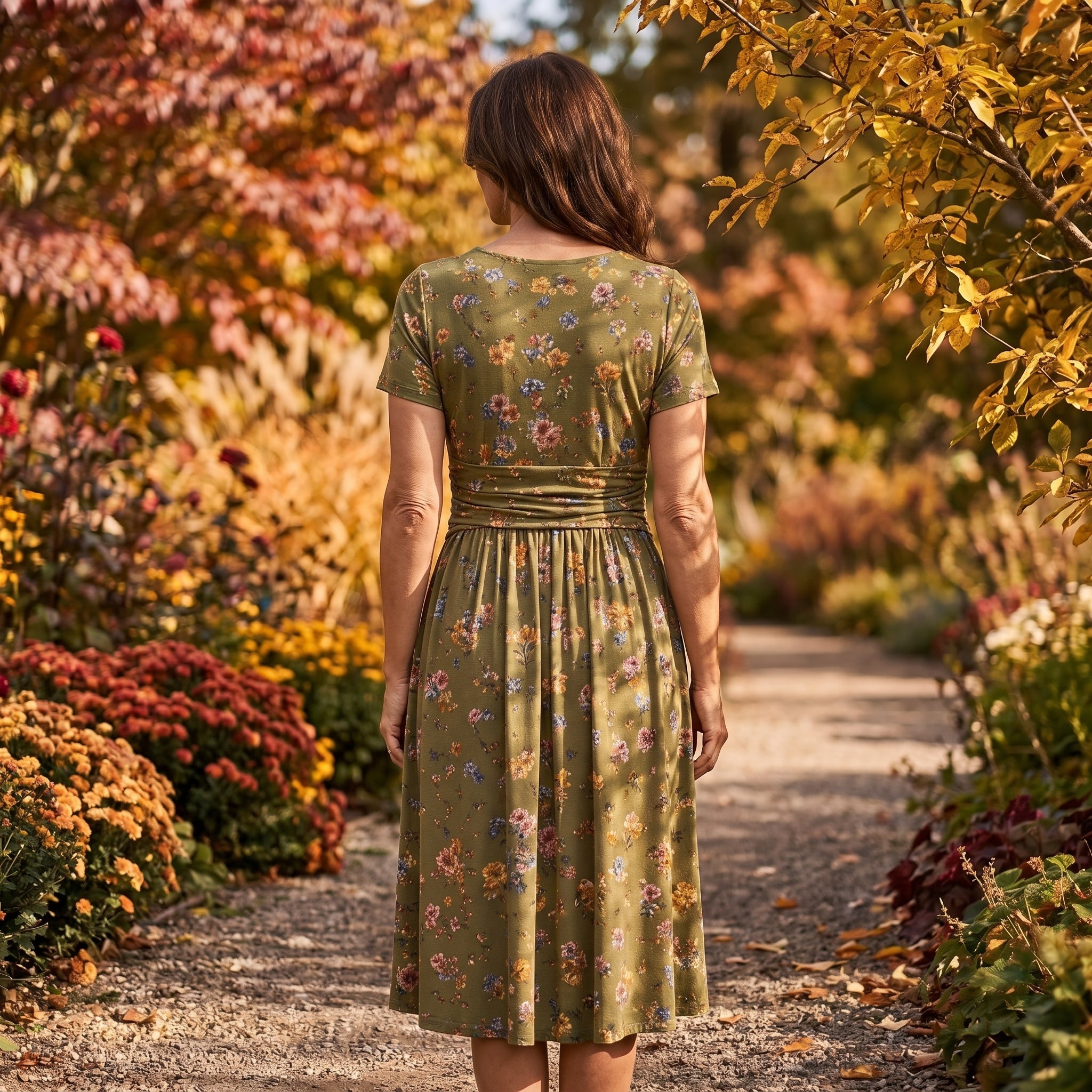 Vestido "Valeria" | Caída Fluida y Escote Estilizador (con bolsillos)
