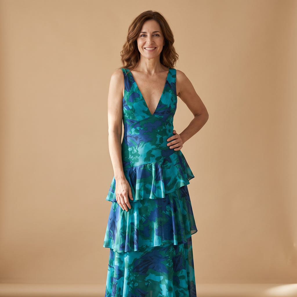 Vestido sin mangas verde esmeralda con escote en V y volantes escalonados