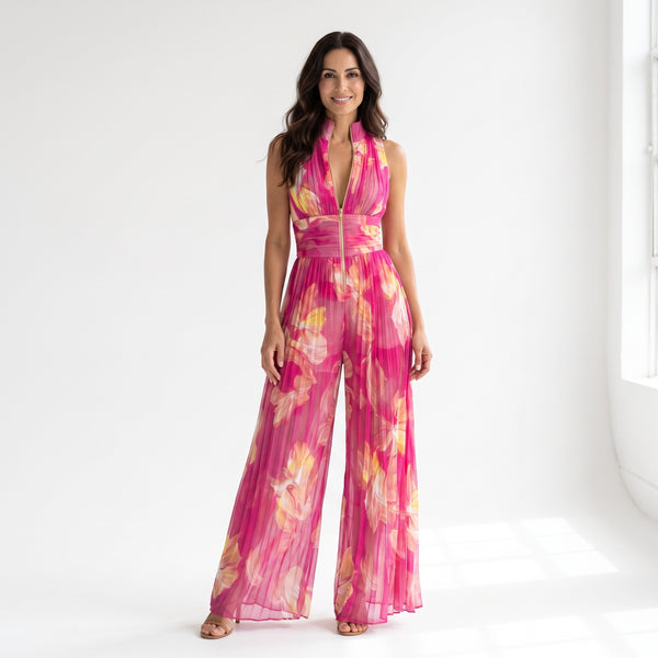 Mono largo fucsia con estampado multicolor, escote alto y cintura con frunces