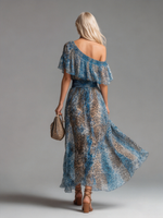 Vestido largo azul con estampado leopardo, espalda descubierta y falda amplia
