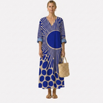 Vestido midi azul suelto con estampado geométrico y cuello en V, manga 3/4