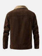 Chaqueta pana teddy color café, vista trasera con cuello sherpa y puños abotonados