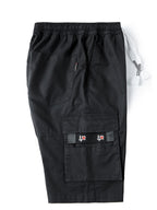 Pantalón corto Aspen negro con bolsillo lateral y cierre de cordón